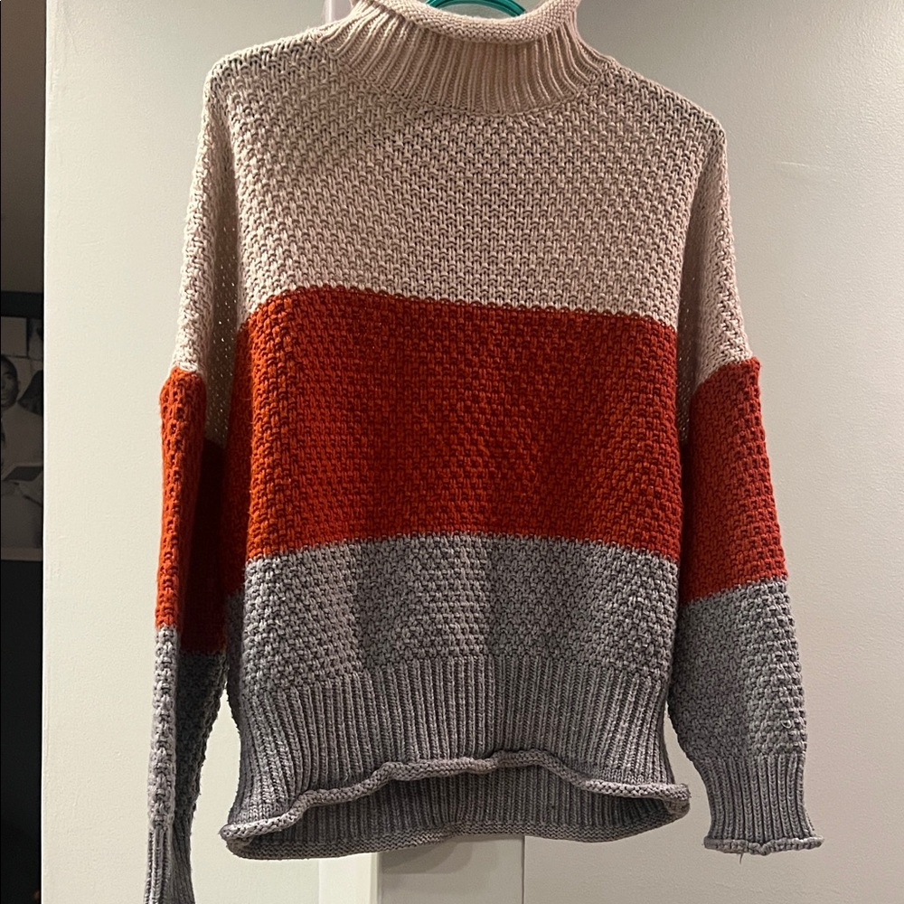 Women’s  turtleneck Sweater by TECREW size M